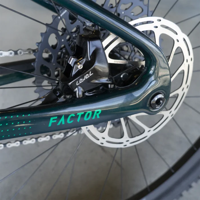 Factor Lando XC Nero verde.5